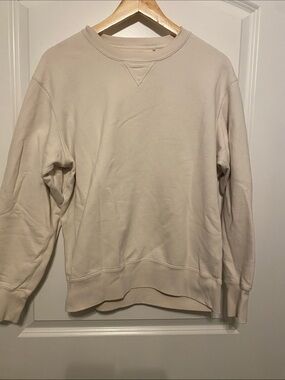 Uniqlo Classic Crewneck Sweater in Light Beige